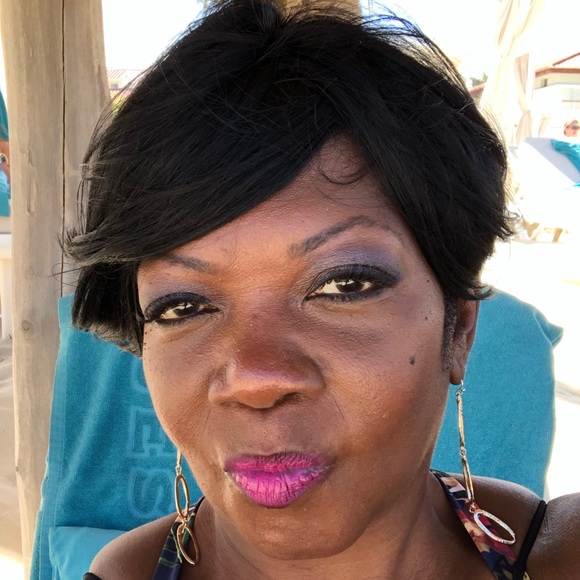 Meet. Your Posher, Sha G.! - Picture 3 of 8